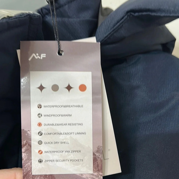 Blue Hooded Puffer Jacket for Outdoor Wear - Picture 2 of 3